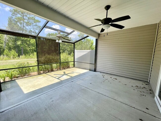 Photo - Three Bedroom, Cypress Ridge Townhouse!