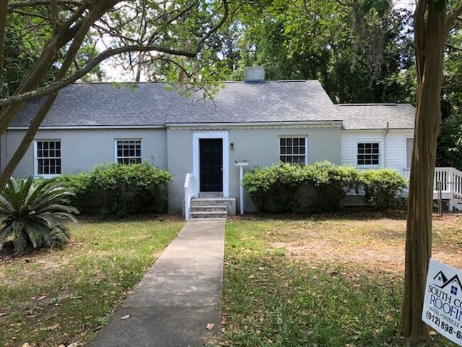 Building Photo - cute house