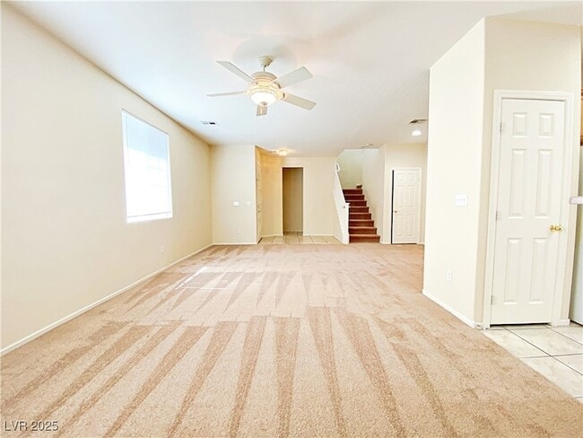 Photo - 4074 Sparrow Rock St Casa