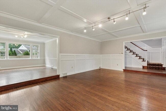 Photo - 310 Pine Tree Rd