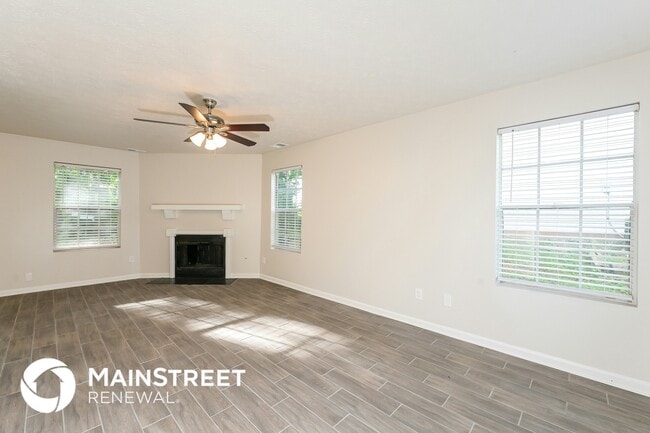 Photo - 3716 Cress Way Dr