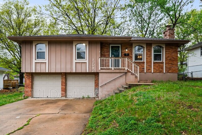 Photo - 12012 E 56 St