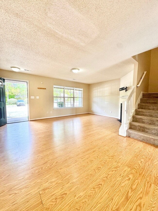 Photo - 4437 Carly's Way