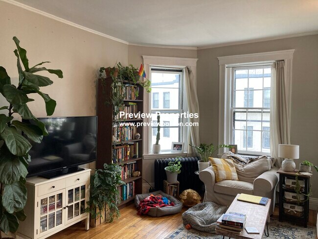 Photo - 1572 Commonwealth Ave Unidad 8F