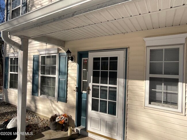 Building Photo - 1121 Roseberry Ct