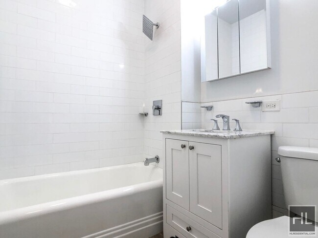 EAST 72 STREET - EAST 72 STREET Apartment Unit 4R