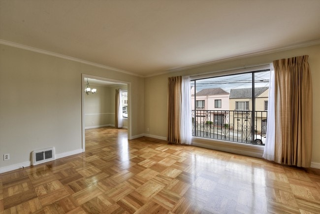 Photo - 715 30th Ave