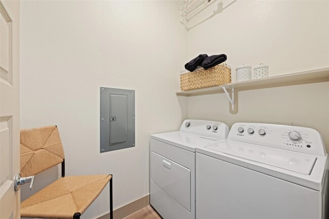 Photo - 18210 Park Row Blvd Unidad 1144