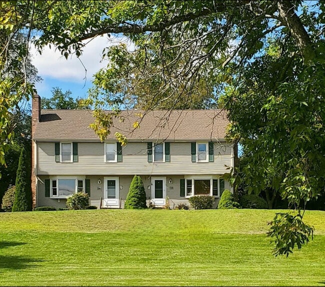 Building Photo - 19A Blackstone St Unit 19A