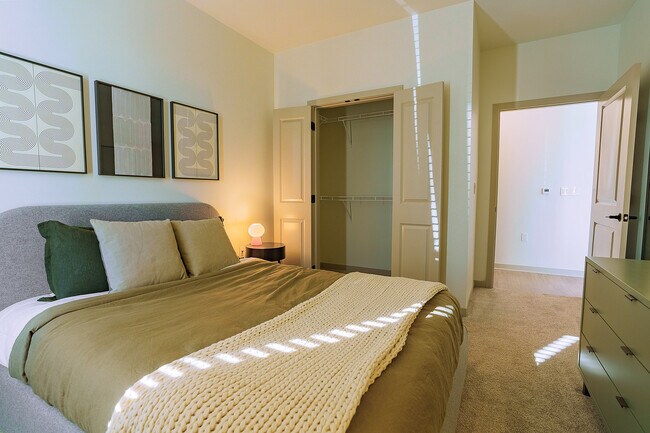 Oxlley Bedroom