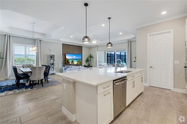 Building Photo - 15242 Blue Bay Cir Rental