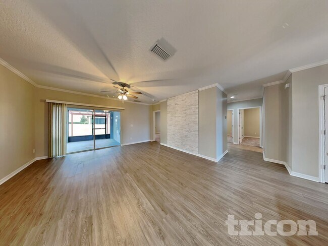 Photo - 1266 Stratton Ave