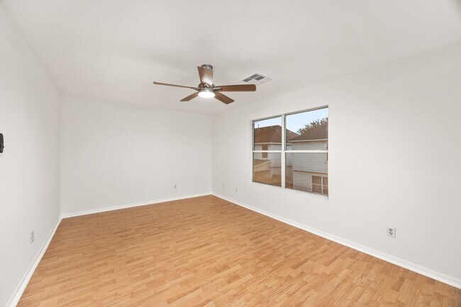 Photo - 19627 Lighthouse Scene Ln