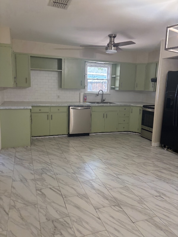 Photo - 205 Lackey St