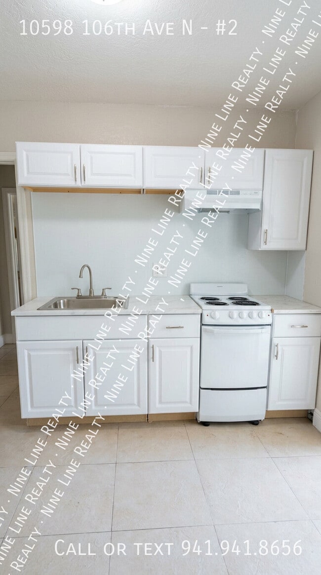 10598 106th Ave N Unit 2