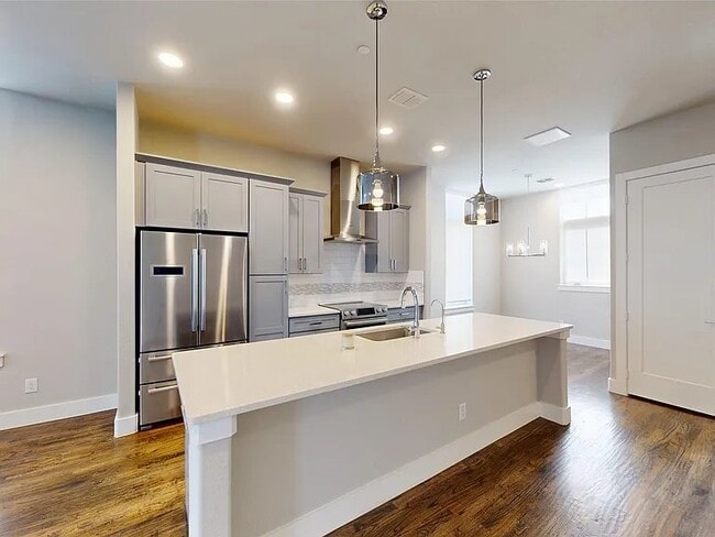 Photo - 13228 Bee St