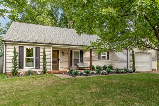 Photo - 2812 Olde Whitehall Rd