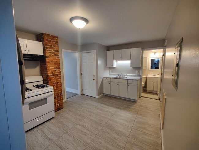 Photo - 56 Perham St Unit Perham St