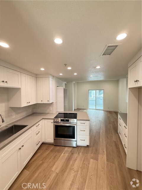 Building Photo - 24582 Del Prado Ave Unit 219 Rental
