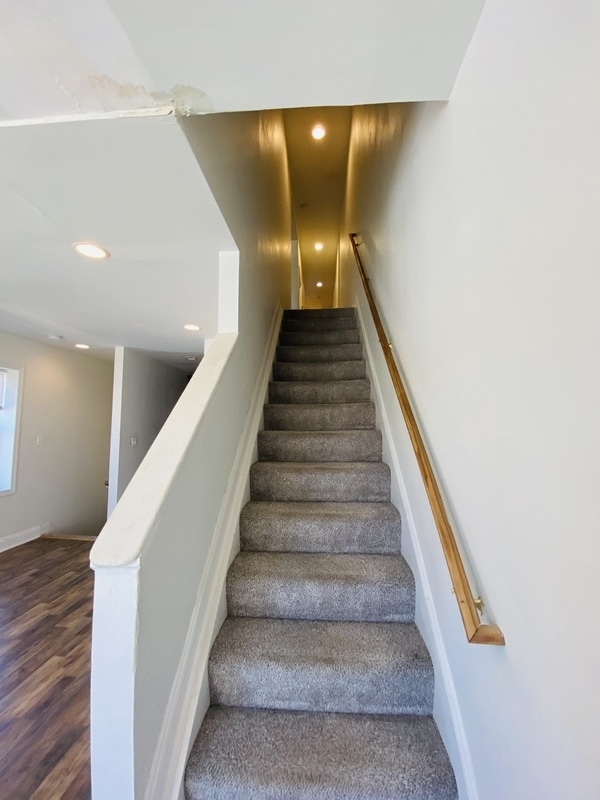 Photo - 1600 Light St