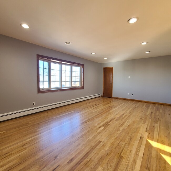 Photo - 5204 Meadowview Ave Unit 2