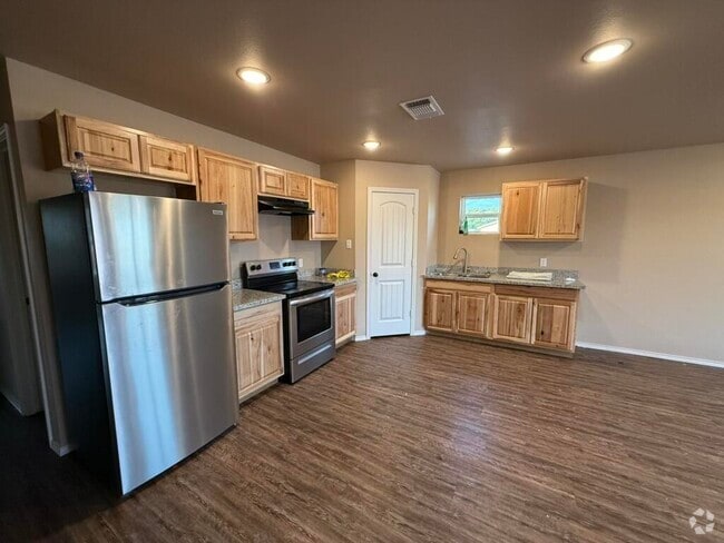 Building Photo - 3423 E 3rd Pl Rental