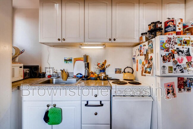 Photo - 1035 N Marion St Unit #2