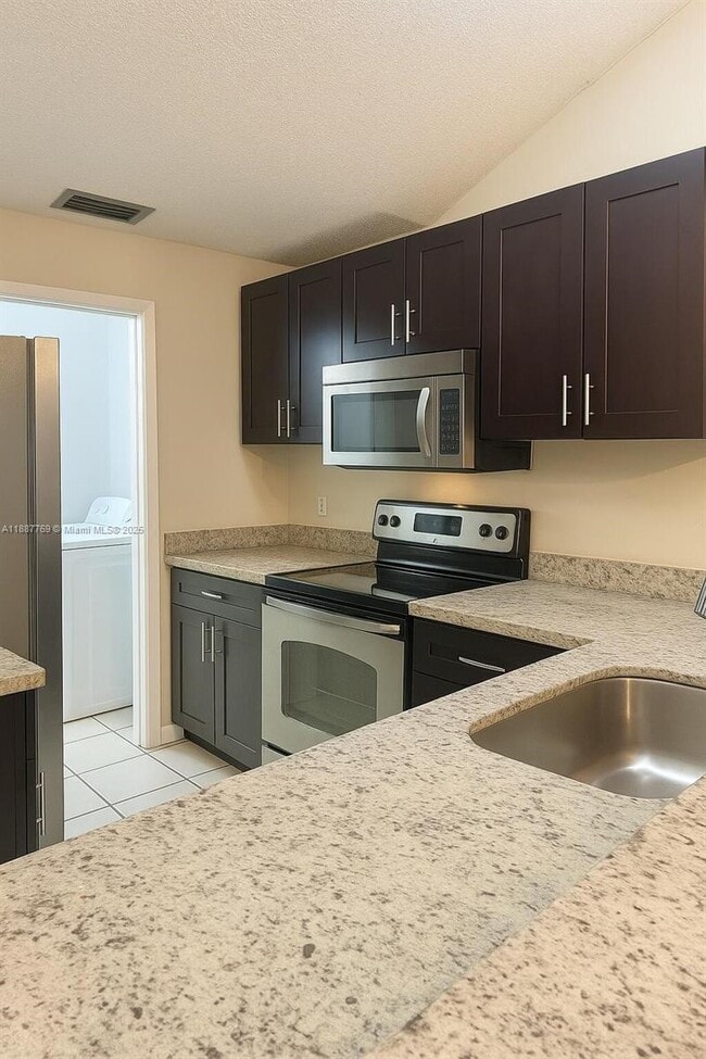 Photo - 6822 SW 39th St, 14G