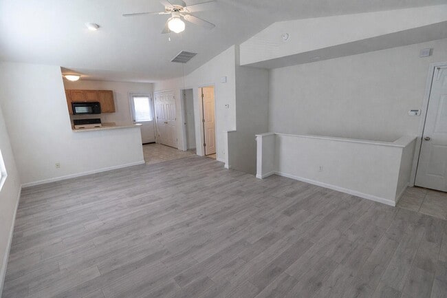 Photo - 3334 E St Charles Rd