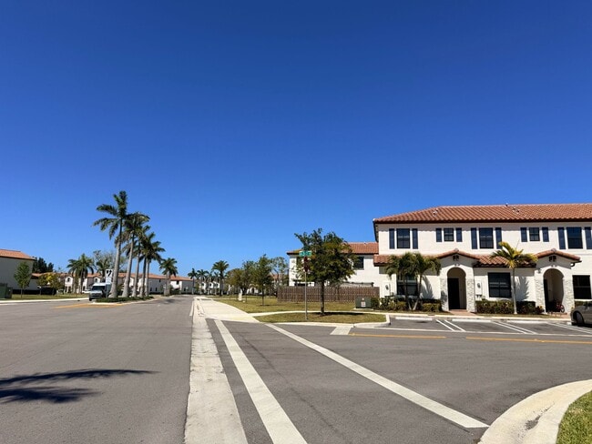 Photo - 11879 SW 247th Ter Casa Adosada