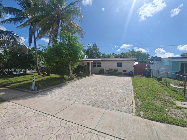 801 N 70th Ave