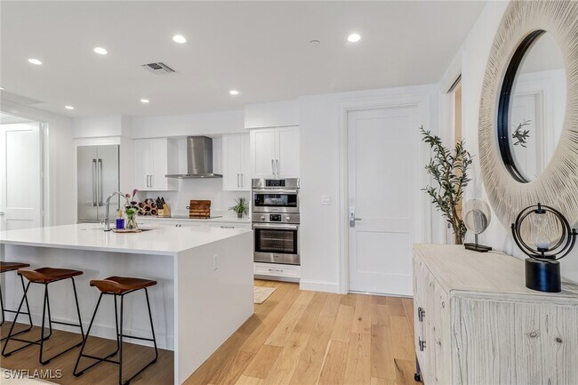 Photo - 1115 Central Ave Unidad 340