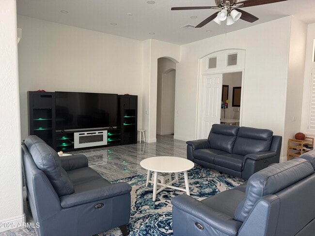 Photo - 2200 W Marlin Dr