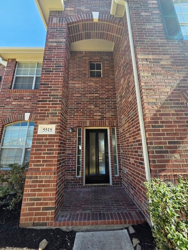 Photo - 5515 Gatesprings Ln