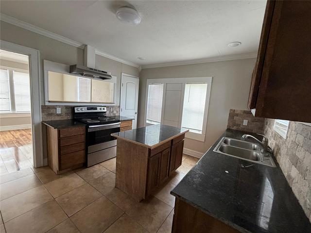 Photo - 2240 Pin Oak Cir