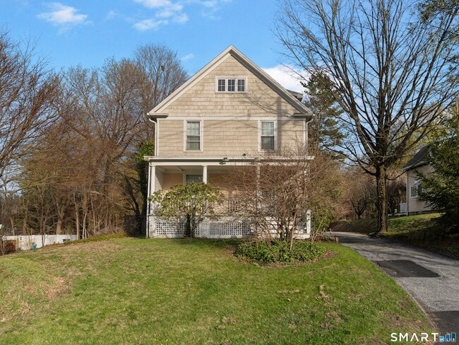 Building Photo - 38 Wooster Hts Rd