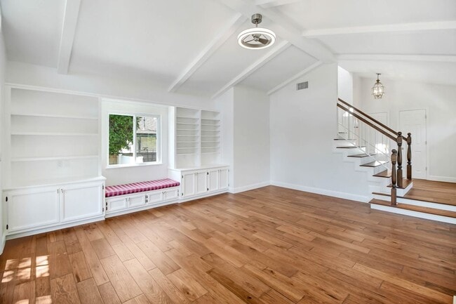 Photo - 2401 Olive Ave