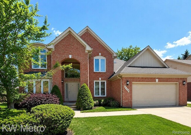 Building Photo - 1176 Cadmus Dr