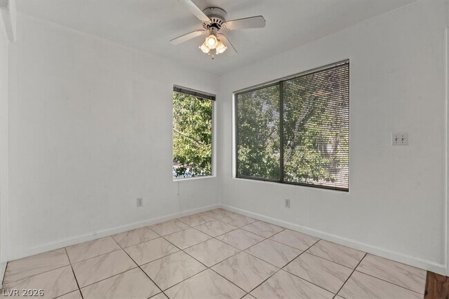 Photo - 3145 Casey Dr Unit 201