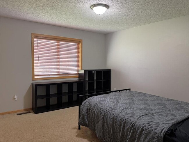 Photo - 438 Lake Trail