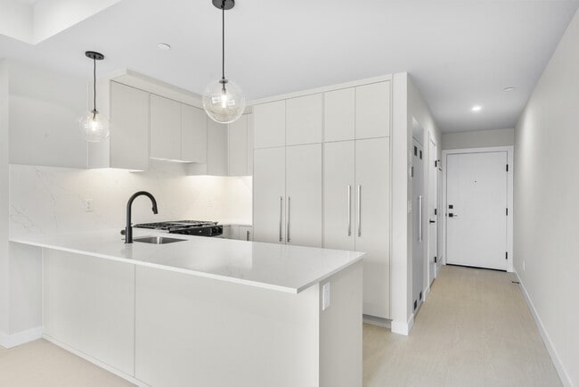 Photo - 8375-8375 Broadcast Ave SW