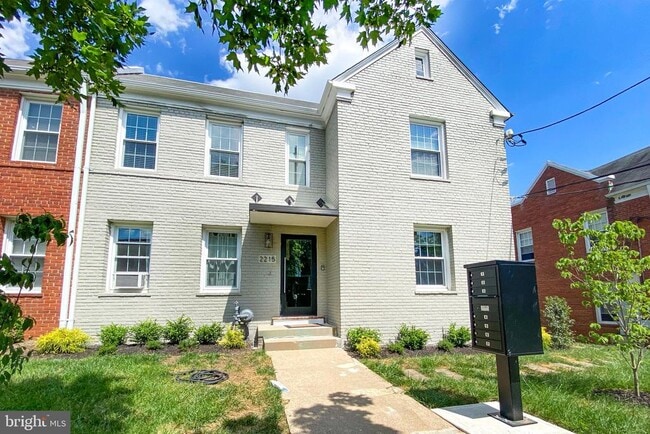 Building Photo - 2215 40th St NW Unit 1 Rental