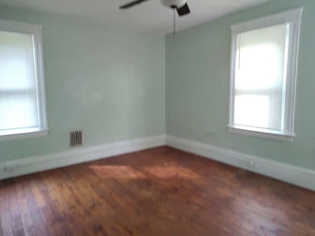 Photo - 6034 Hillman Ave