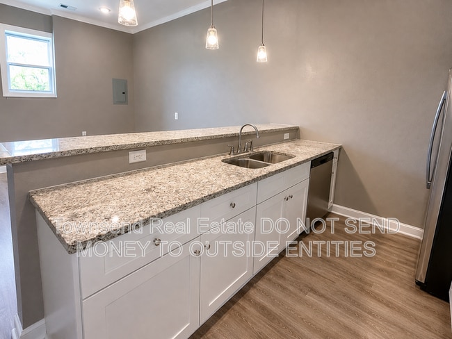 Photo - 130 Person St
