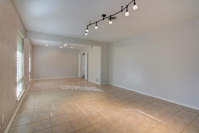 Photo - 3763 Vinecrest Dr