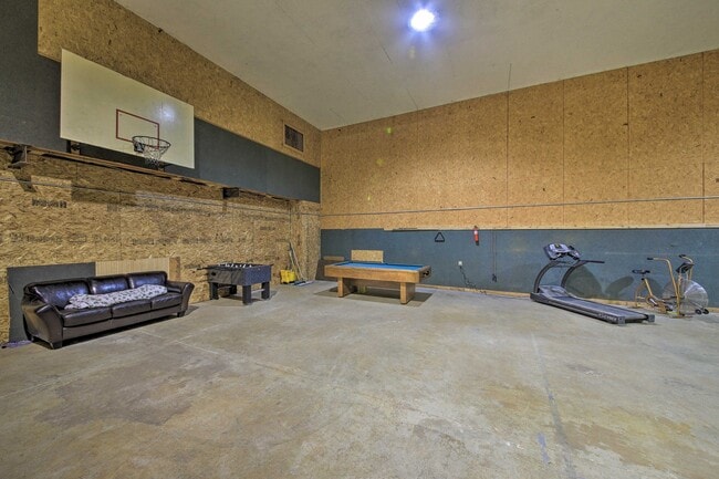 Photo - 9076 Lakeshore Dr Unit 9076 Lakeshore Drive