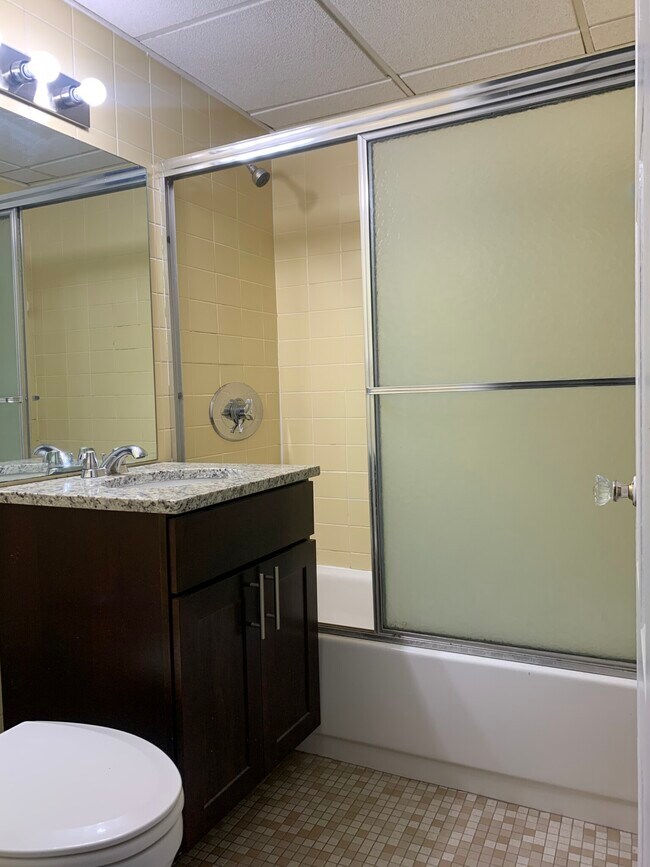 Photo - 62 Boylston St Unidad 322