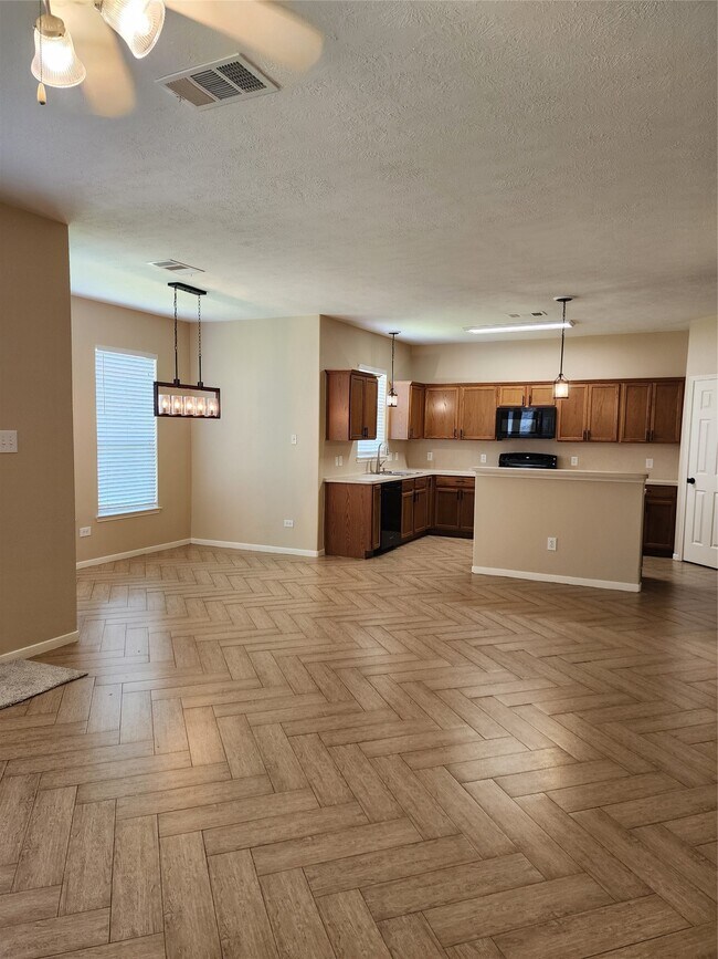 8006 Indian Desert Dr