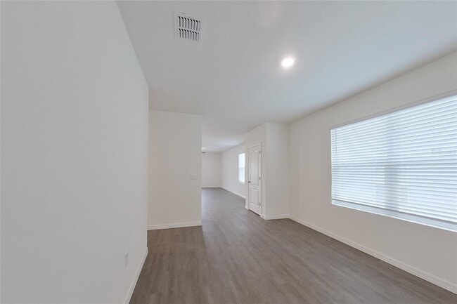 Photo - 31961 Katelin Cir