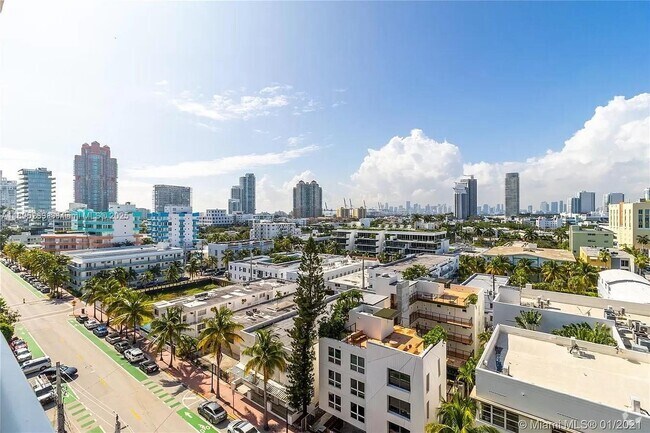 Building Photo - 345 Ocean Dr Unit 1105 Rental